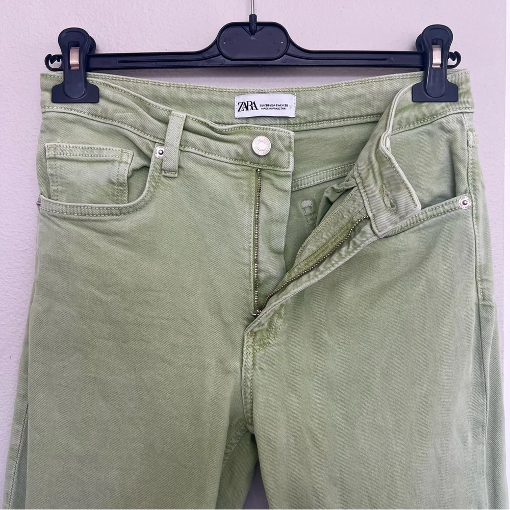 Zara High Rise KickFlare Jeans – Soft Girl  Pastel Retro Style - Pistachio Green